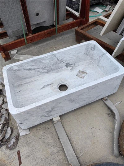 Умивалник от бял мрамор Carrara